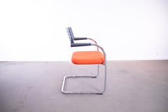Vitra "Vis a vis" Step, Freischwinger, nicht stapelbar, Chrom/Orange
