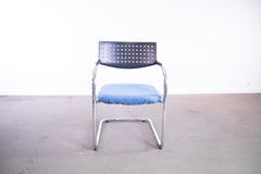Vitra "Vis a vis Step", Freischwinger, nicht stapelbar, Chrom/Hellblau