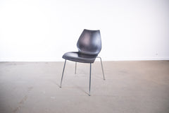 Kartell "Maui", 4-Fuß-Stuhl, Chrom/Schwarz