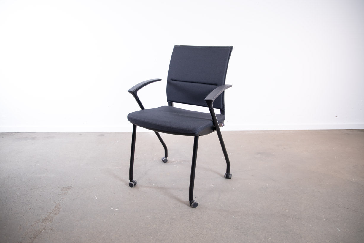 Grammer "Office", 4-Fuß-Stuhl mit Rollen, Schwarz