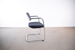 Freischwinger Rovo Chair "2425AS", Stapelstuhl, Chrom/Schwarz