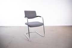 Freischwinger Interstuhl "570N", Stapelstuhl, Chrom/Grau