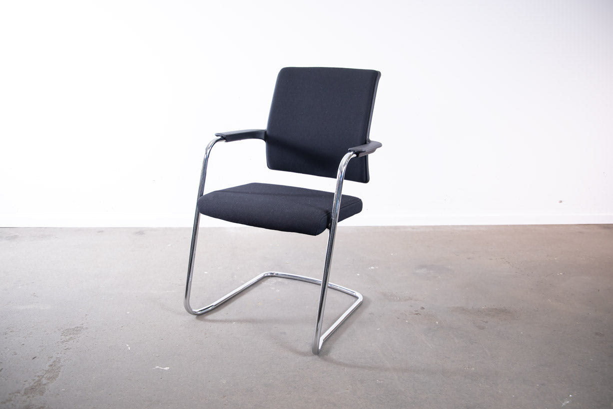 Interstuhl "550H", Freischwinger, Chrom/Schwarz