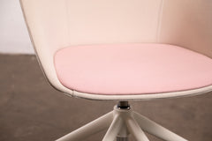 Sedus Cosy-Drehstuhl "On Spot" UC-201 mit Rollen, Weiß/Creme/Rosa