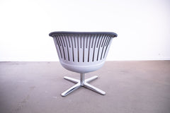 Steelcase "I2I" Loungesessel, Chrom/Grau/Orange