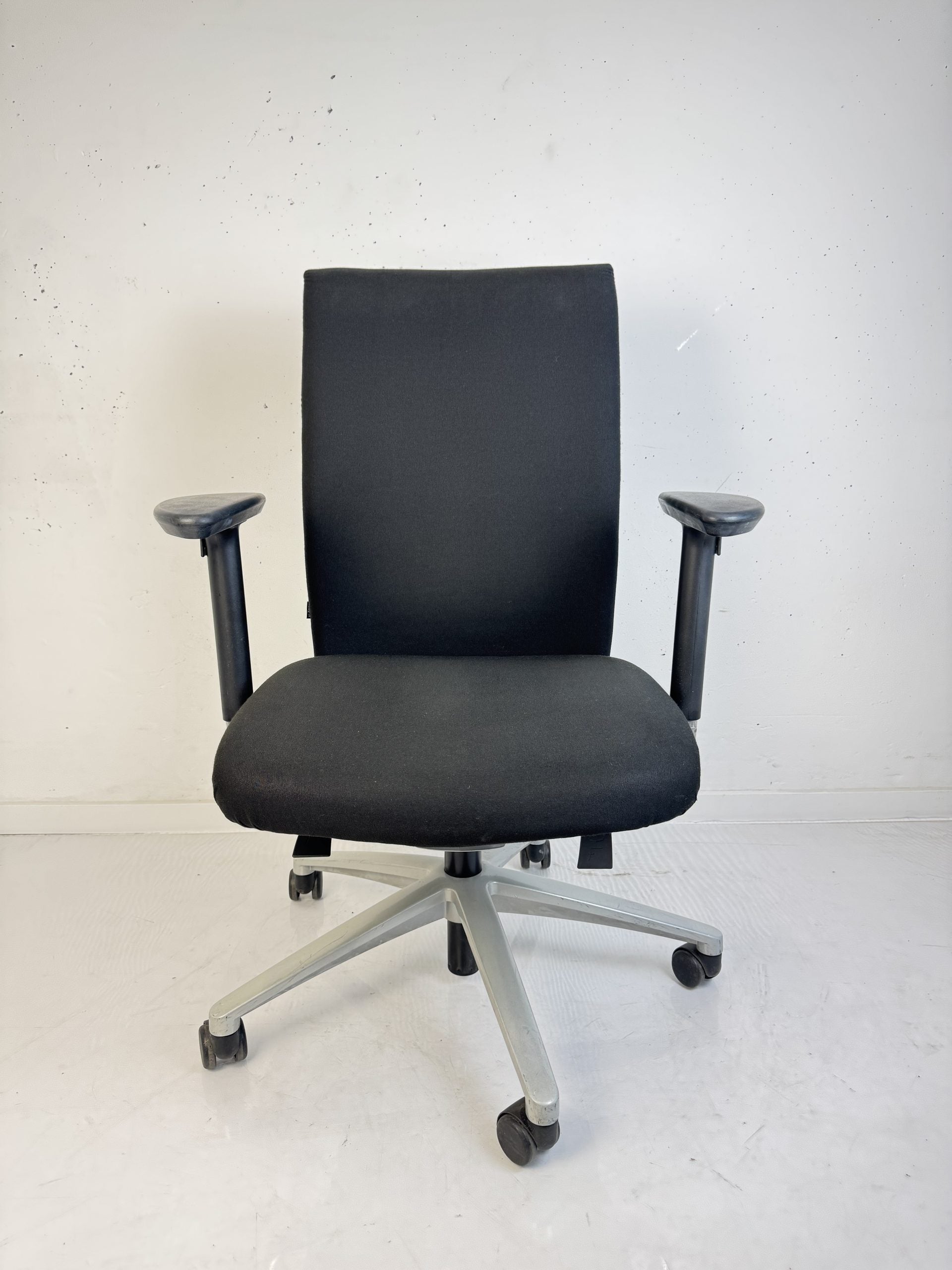 Bürodrehstuhl Klöber "Cato/Casa cca98", Silber/Schwarz