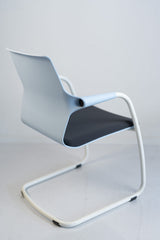 Sedus "alright", Freischwinger, Weiß/Dunkelgrau/Hellblau