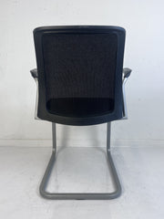 Steelcase "Eastside", Freischwinger mit Netzrücken, Grau/Dunkelgrau/Schwarz