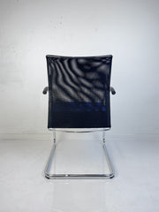 Freischwinger blau - Dauphin