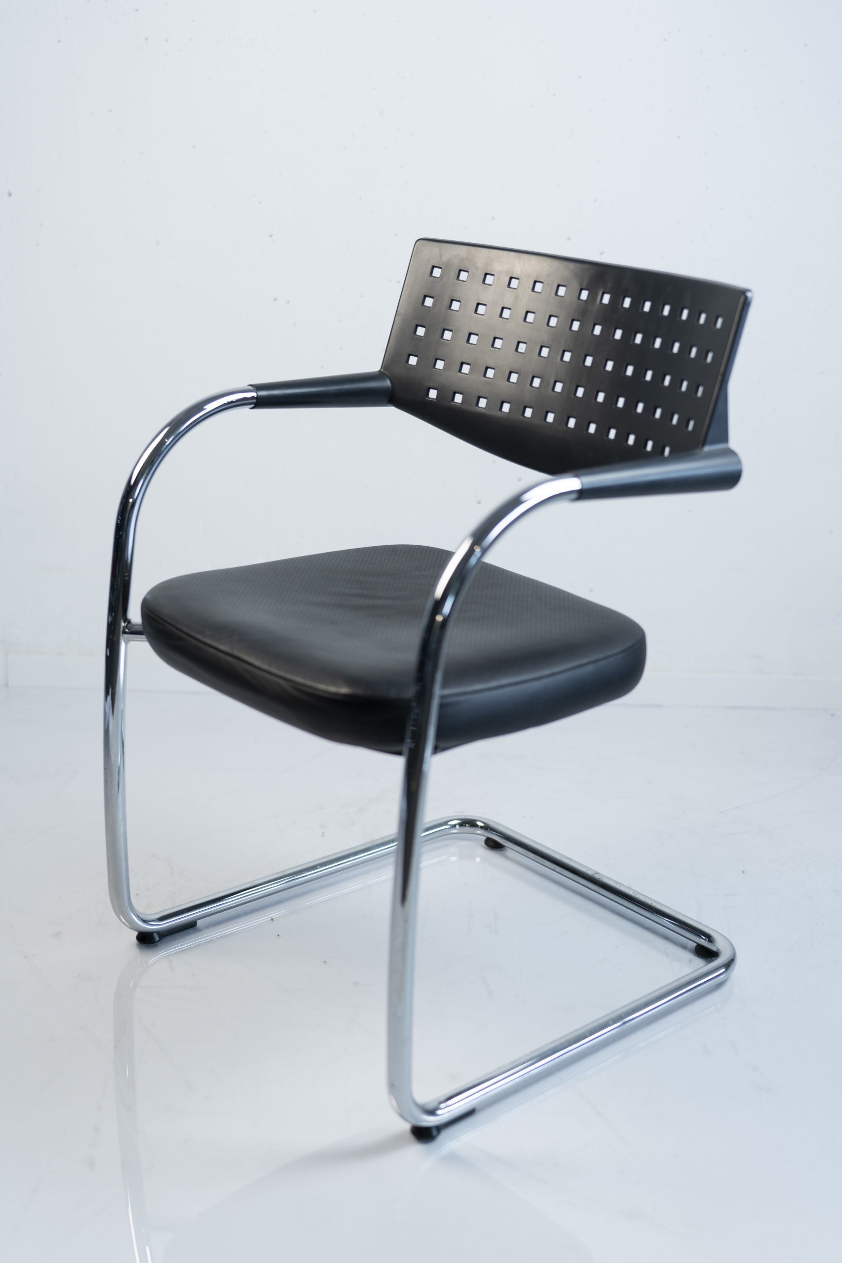 Vitra "Visavis Step", Freischwinger, Leder, Chrom/Schwarz