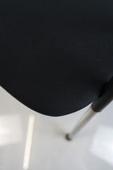 Vitra Besucherstuhl schwarz/grau