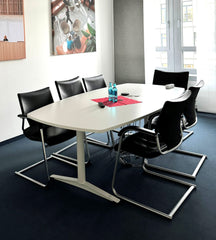 Konferenztisch - Steelcase