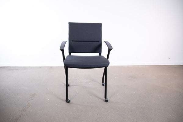Grammer "Office", 4-Fuß-Stuhl mit Rollen, Schwarz