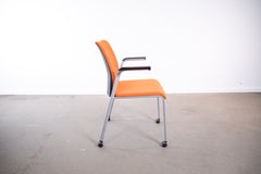 Steelcase "Eastside", 4-Fuß-Stuhl mit Rollen, Silbergrau/Orange/Schwarz