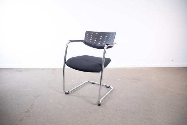 Freischwinger Rovo Chair "2425AS", Stapelstuhl, Chrom/Schwarz
