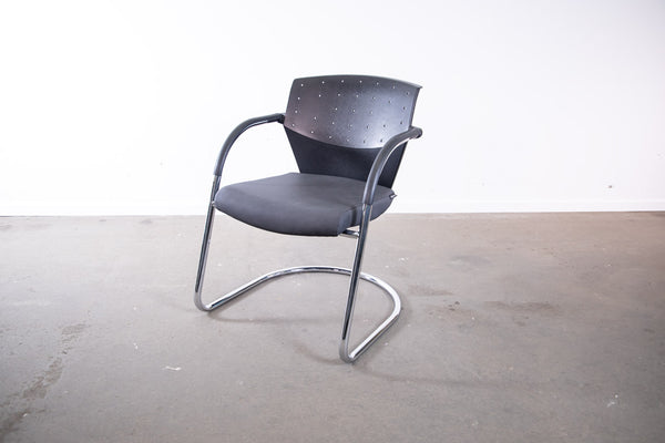 Dauphin "Cosmos", Freischwinger, Kunstleder, Chrom/Schwarz/Grau