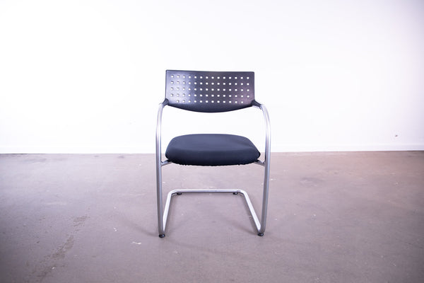 Vitra "Vi s avis Step", Freischwinger, nicht stapelbar, Silbergrau matt/Schwarz