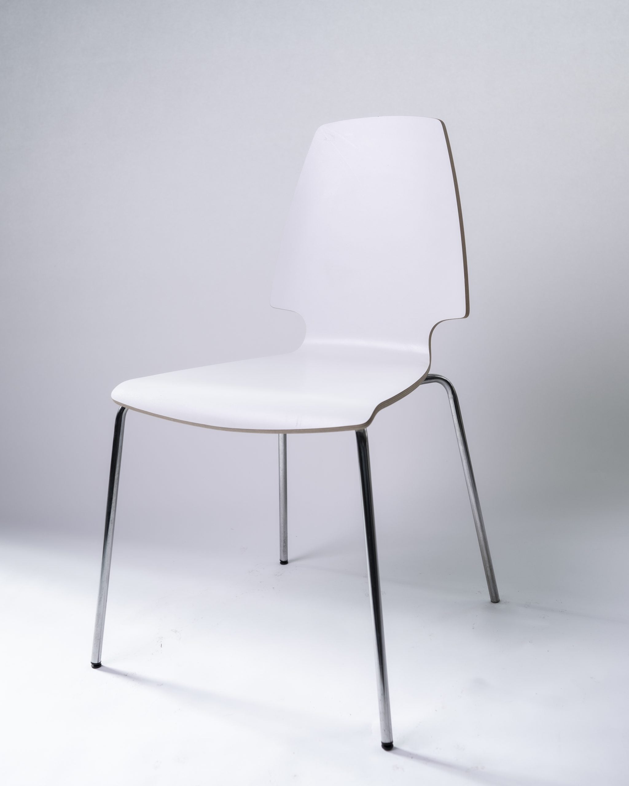 Besucherstuhl IKEA "Vilmar", Schichtholz-Schale mit Schichtstoffbelag, Chrom/Weiß