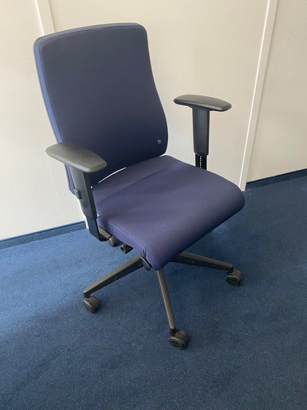 Bürodrehstuhl "Famos", dunkelblau - Interstuhl