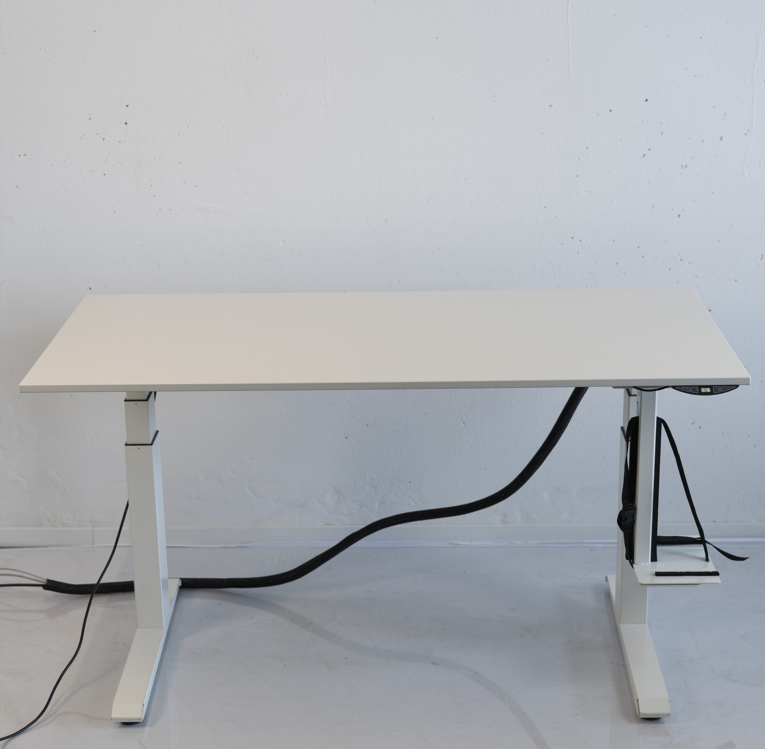 Schreibtisch elektrisch höhenverstellbar/160x80 - Sedus