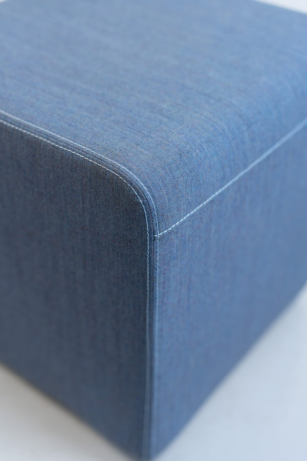 Steelcase - Stoffhocker, blau