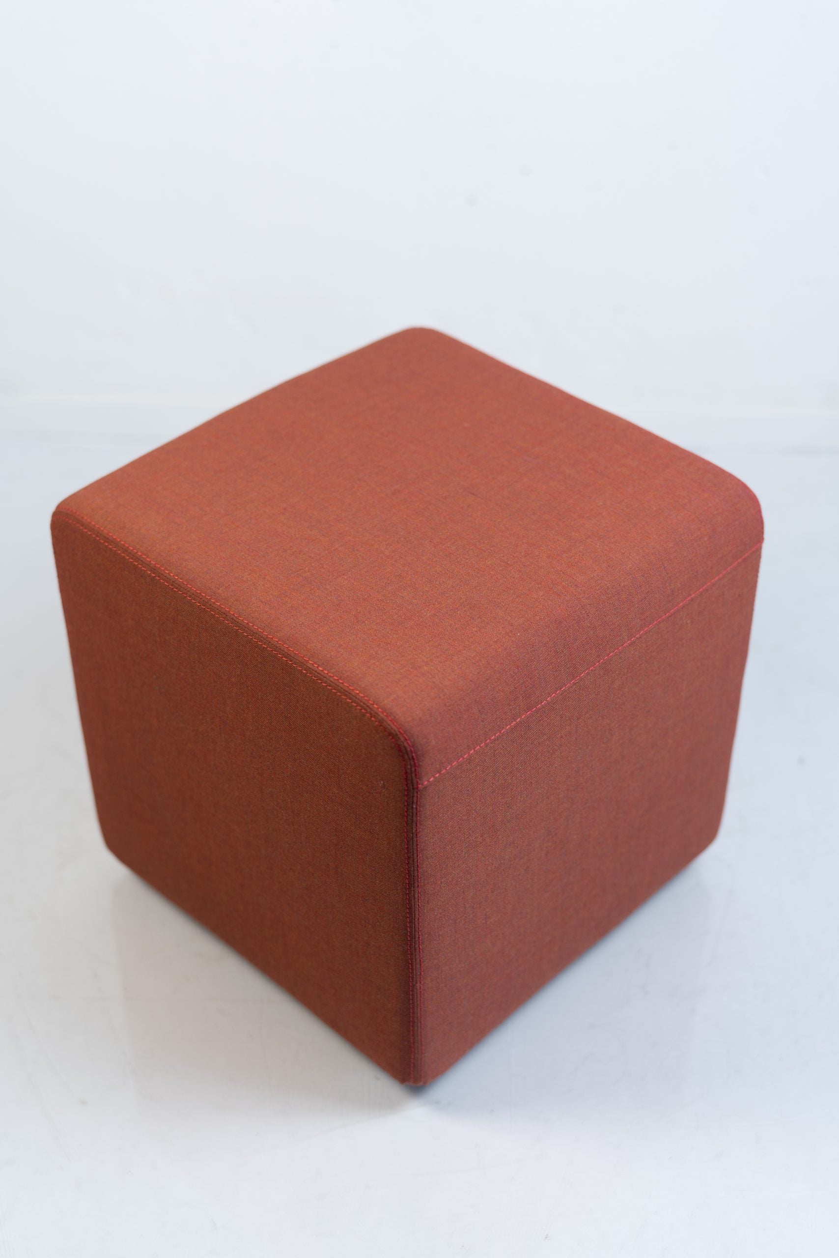 Steelcase - Stoffhocker, rot