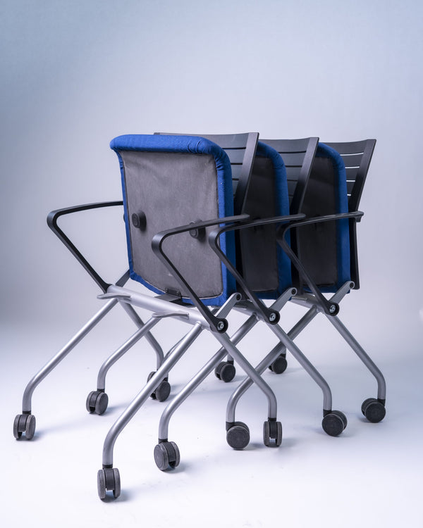 Steelcase "Number One", Klappstuhl mit Rollen, Silbergrau/Blau/Schwarz