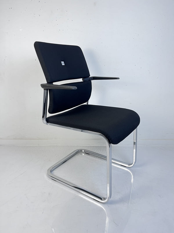 Steelcase "Please", Freischwinger, Chrom/Schwarz