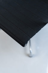 Vitra EA107, Hopsak