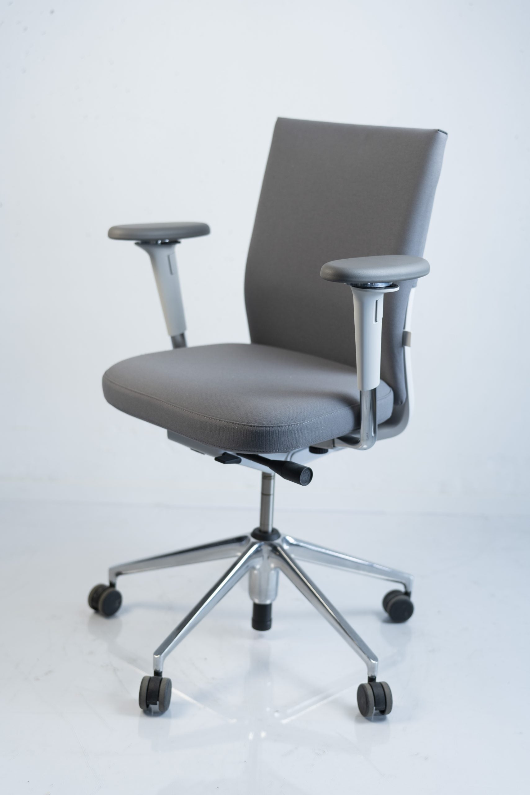 Drehstuhl; "ID Soft", grau, Stoff - Vitra