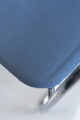 Vitra "Vis a vis Step", Freischwinger, stapelbar, Chrom/Hellblau