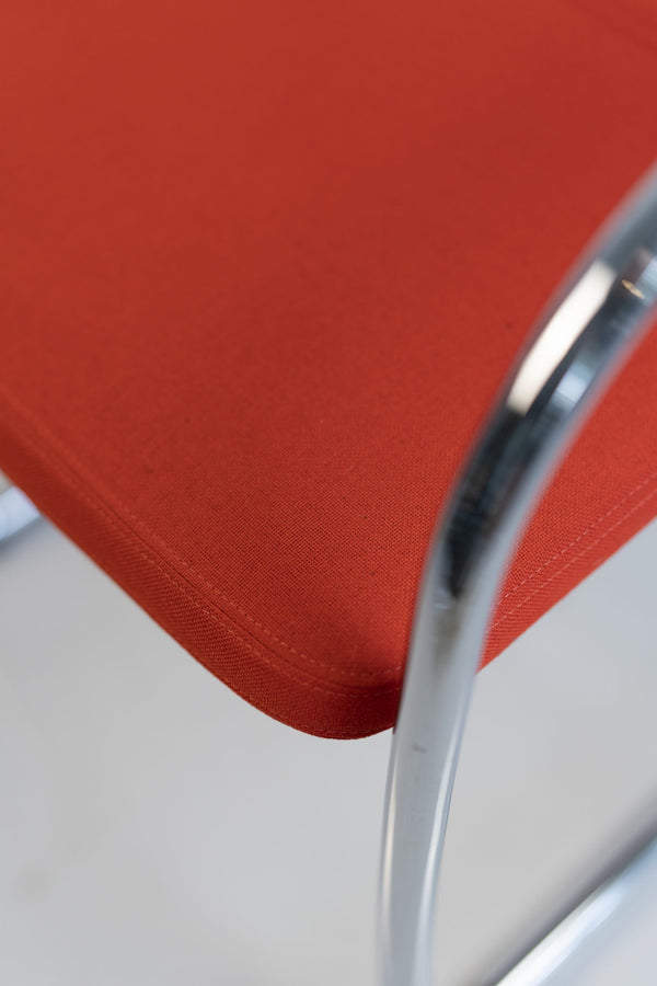 Vitra "Visavis Step", Freischwinger, Chrom/Rotorange/Weiß