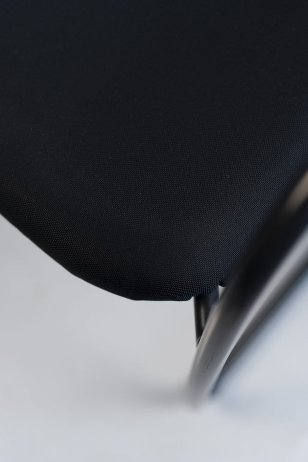 Vitra "Vis a vis Step", Freischwinger, nicht stapelbar, Schwarz/Schwarz