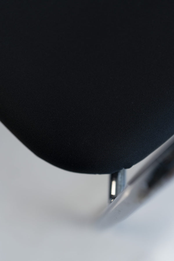 Vitra "Vis a vis Step", Freischwinger, nicht stapelbar, Chrom/Schwarz
