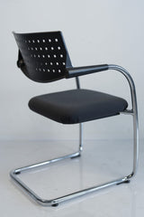 Vitra "Vis a vis Step", Freischwinger, stapelbar, Chrom/Grau