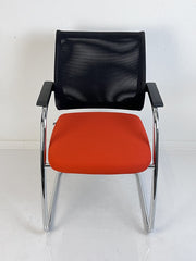 Freischwinger, schwarz/orange - Sedus