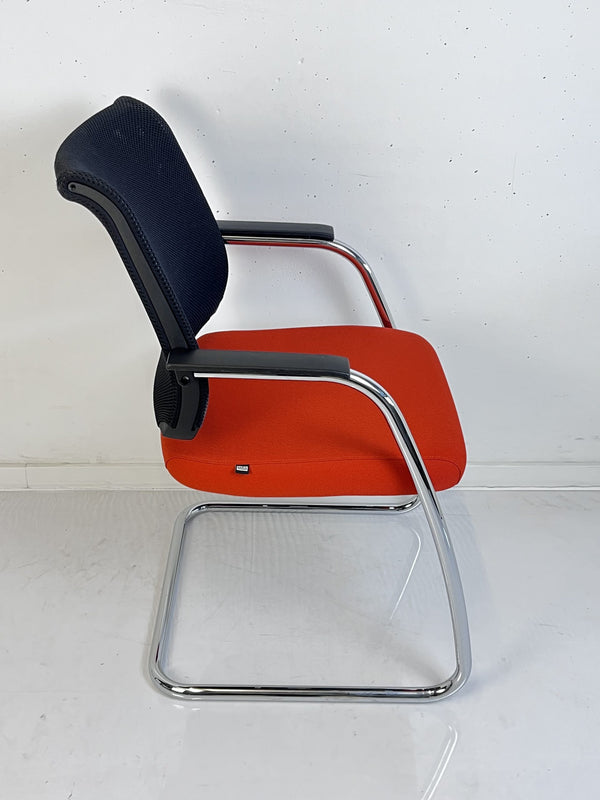 Freischwinger, schwarz/orange - Sedus