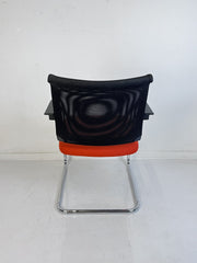Freischwinger, schwarz/orange - Sedus