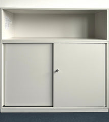 Sideboard mit Aufsatz, lichtgrau - Steelcase