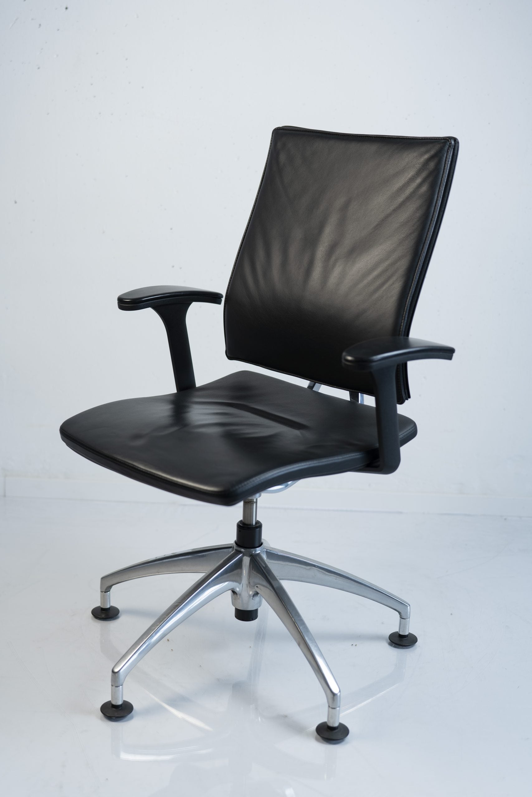 Bürodrehstuhl "up-201" Leder - Sedus